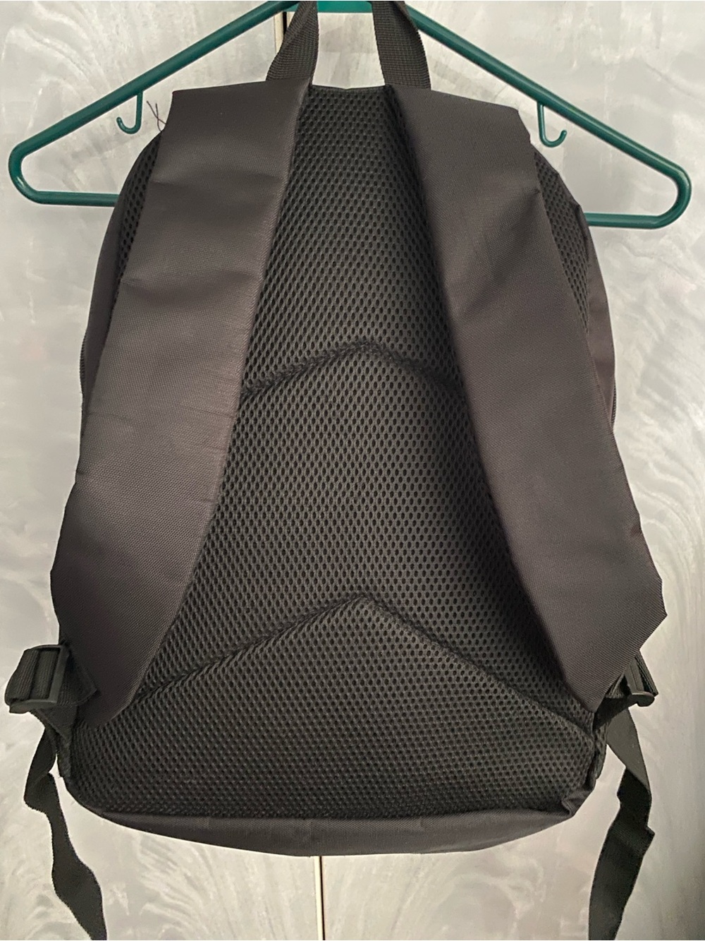 Poppy Playtime Backpack (Chapter 3) - Picture 2 of 6